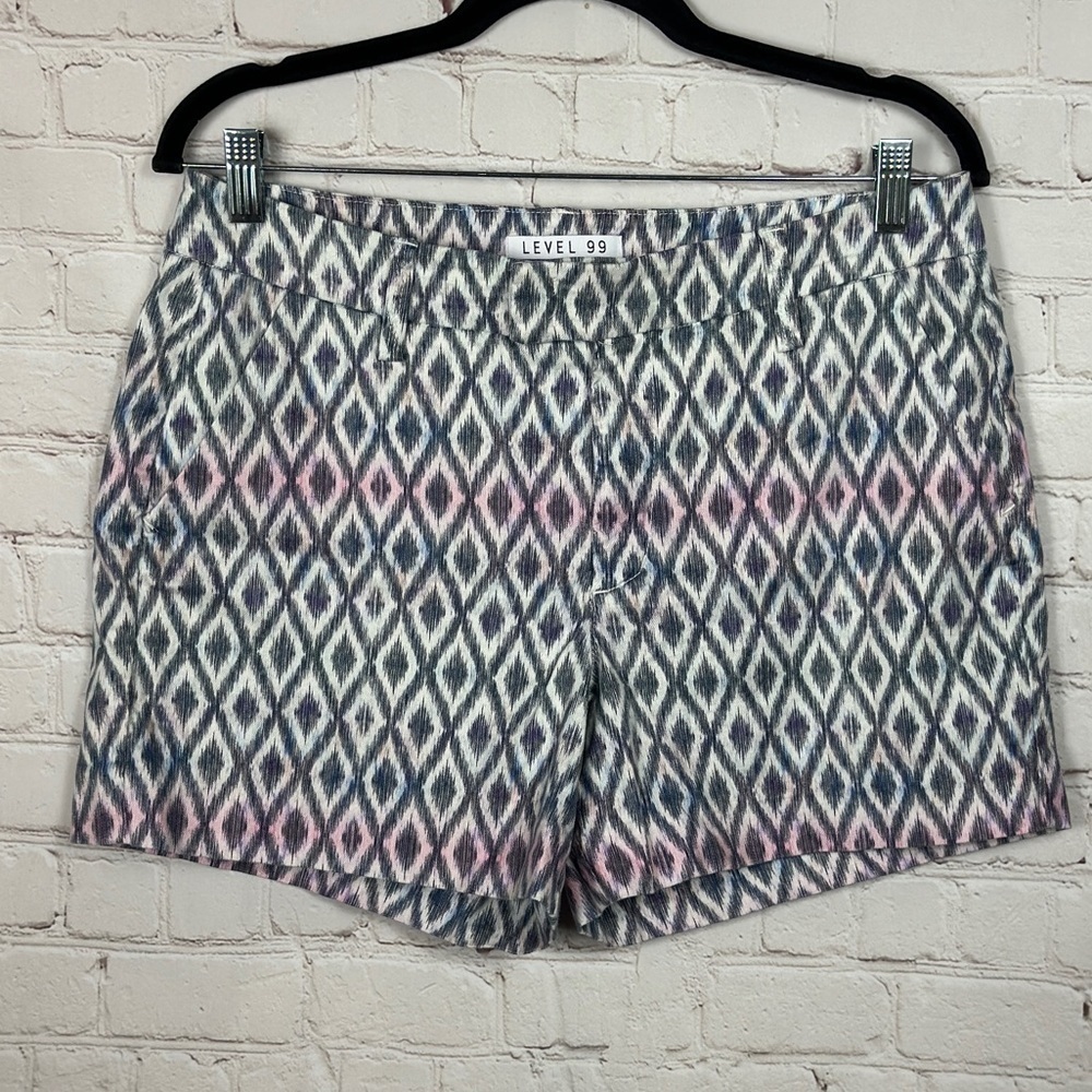 Level 99 Women's Linen Blend chino 4.5" shorts, sz 30, EUC